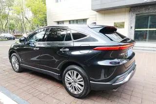 Toyota Harrier 2022 2.0L CVT Version haut de gamme à deux roues motrices extérieur photo 4