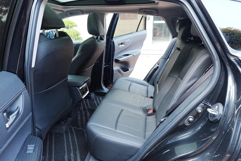 Toyota Harrier 2022 2.0L CVT Version haut de gamme à deux roues motrices extérieur photo 6