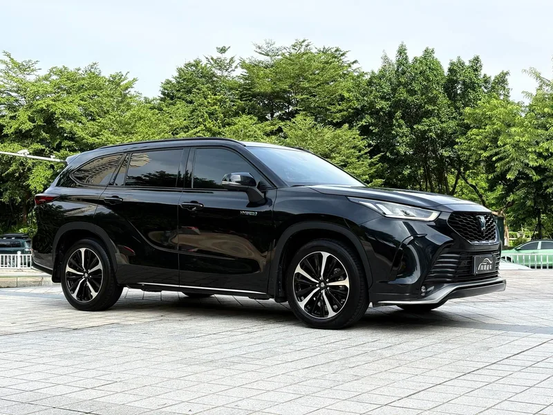 Toyota Crown Kluger 2023 Intelligent electric hybrid double engine 2.5L E-CVT Four-wheel drive Premium Edition exterior photo 3