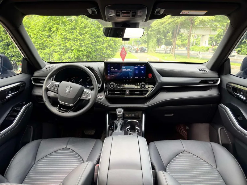 Toyota Crown Kluger 2023 Intelligent electric hybrid double engine 2.5L E-CVT Four-wheel drive Premium Edition exterior photo 4
