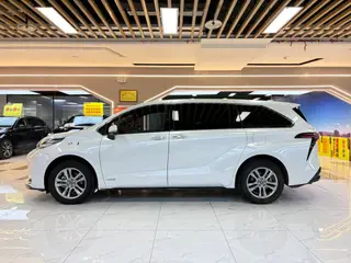 Toyota Sienna 2023 Dual Power 2.5L Luxury Edition exterior photo 3 Toyota Sienna 2023 Dual Power 2.5L Luxury Edition exterior photo 3