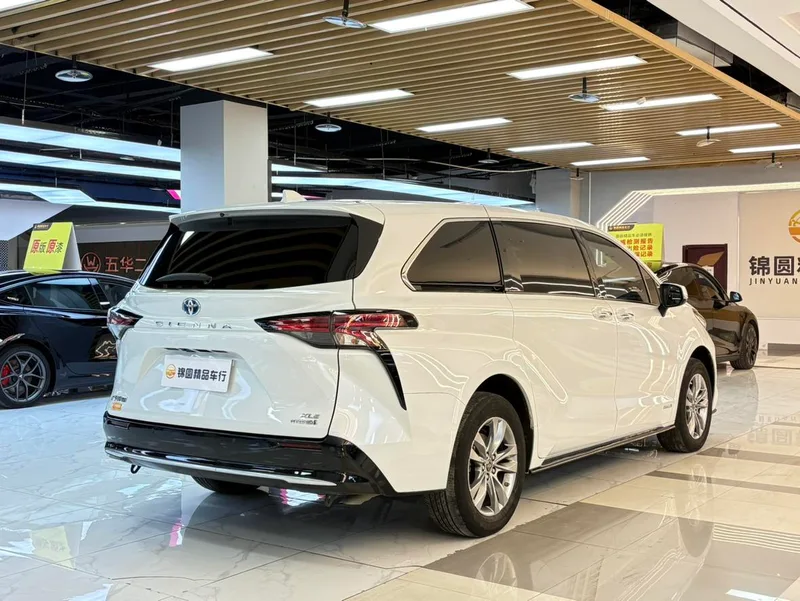 Toyota Sienna 2023 Dual Power 2.5L Luxury Edition exterior photo 6 Toyota Sienna 2023 Dual Power 2.5L Luxury Edition exterior photo 6