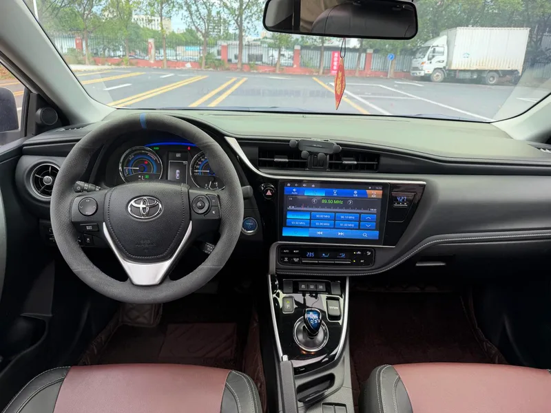 Toyota Corolla 2018 Dual Power 1.8L E-CVT Zhishang Edition China V interior photo 11 Toyota Corolla 2018 Dual Power 1.8L E-CVT Zhishang Edition China V interior photo 11