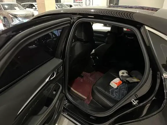 Geely Preface 2023 1.5T Куньлунь-версия интерьер фото 7