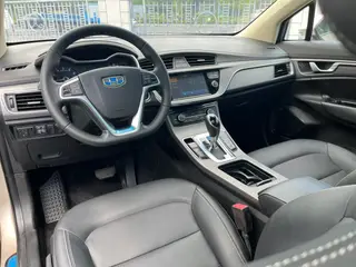 Geely Emgrand GS 2016 Sports version 1.8L Automatic Collar Type interior photo 11 Geely Emgrand GS 2016 Sports version 1.8L Automatic Collar Type interior photo 11
