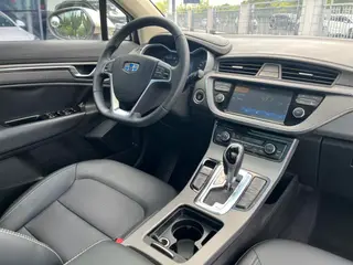 Geely Emgrand GS 2016 Sports version 1.8L Automatic Collar Type interior photo 13 Geely Emgrand GS 2016 Sports version 1.8L Automatic Collar Type interior photo 13
