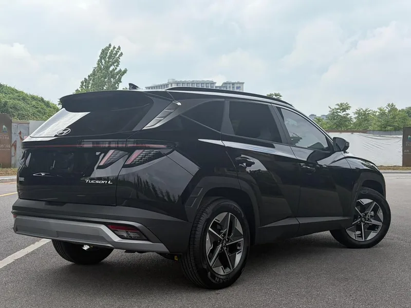Hyundai Tucson 2025 Tucson L 1.5T GLX Versión de élite exterior foto 2 Hyundai Tucson 2025 Tucson L 1.5T GLX Versión de élite exterior foto 2