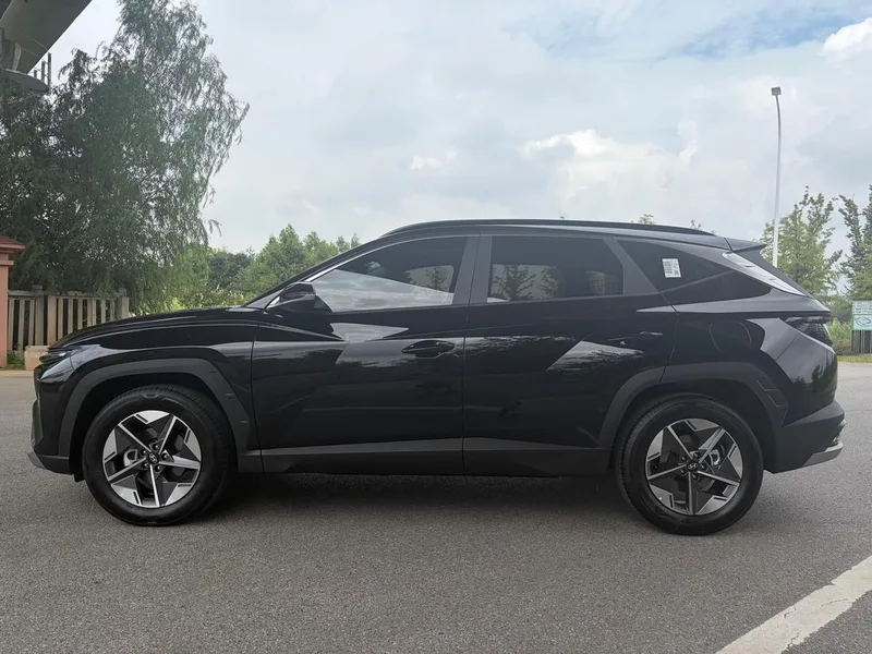 Hyundai Tucson 2025 Tucson L 1.5T GLX Versión de élite exterior foto 3 Hyundai Tucson 2025 Tucson L 1.5T GLX Versión de élite exterior foto 3