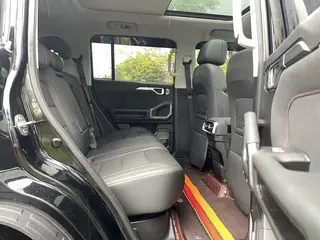 Jetour T2 2023 2.0TD Four-wheel drive Conquer interior photo 15 Jetour T2 2023 2.0TD Four-wheel drive Conquer interior photo 15