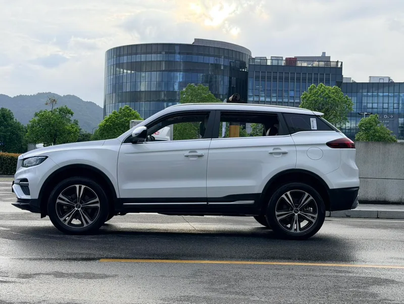 Geely Boyue 2022 1.8TD DCT Zhiya type exterior photo 7