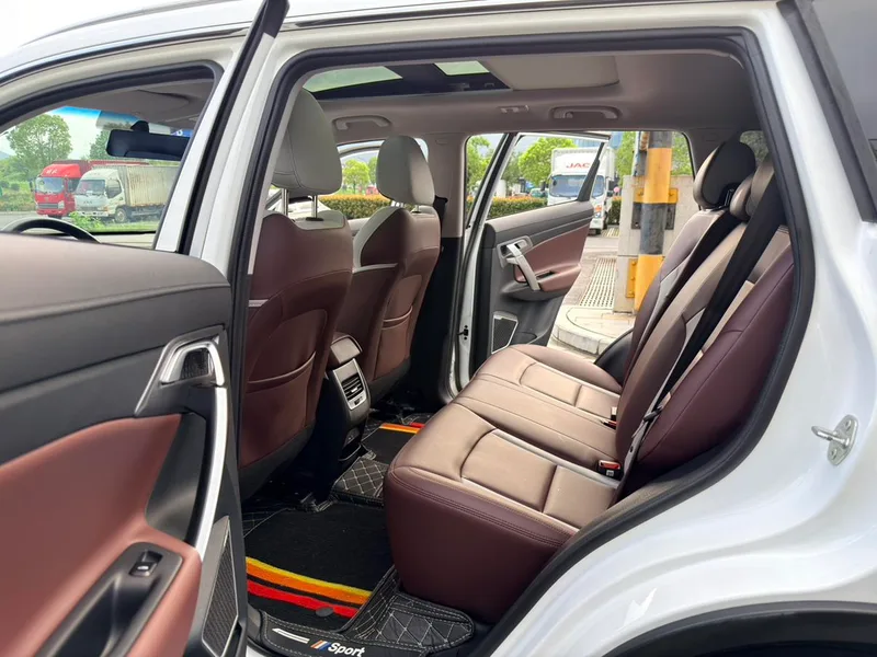 Geely Boyue 2022 1.8TD DCT Zhiya type interior photo 10