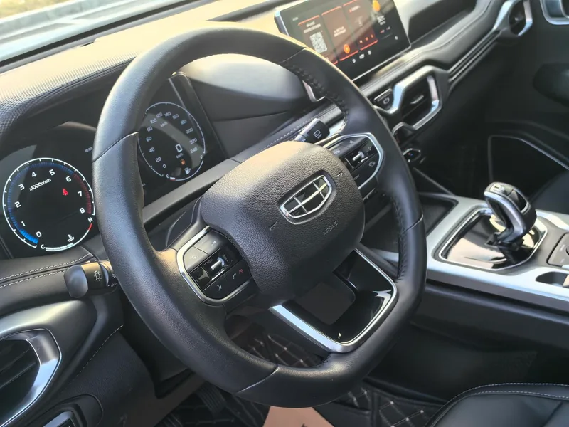 Geely Okavango 2020 1.8TD DCT Luxury type exterior photo 5 Geely Okavango 2020 1.8TD DCT Luxury type exterior photo 5