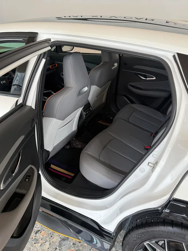 Changan UNI-T 2022 1.5T Sports version Premium Trim interior photo 8 Changan UNI-T 2022 1.5T Sports version Premium Trim interior photo 8