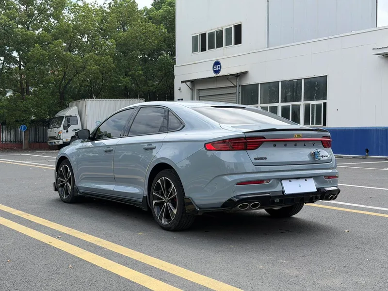 Geely Preface 2023 2.0T Edición espacio-tiempo exterior foto 7 Geely Preface 2023 2.0T Edición espacio-tiempo exterior foto 7