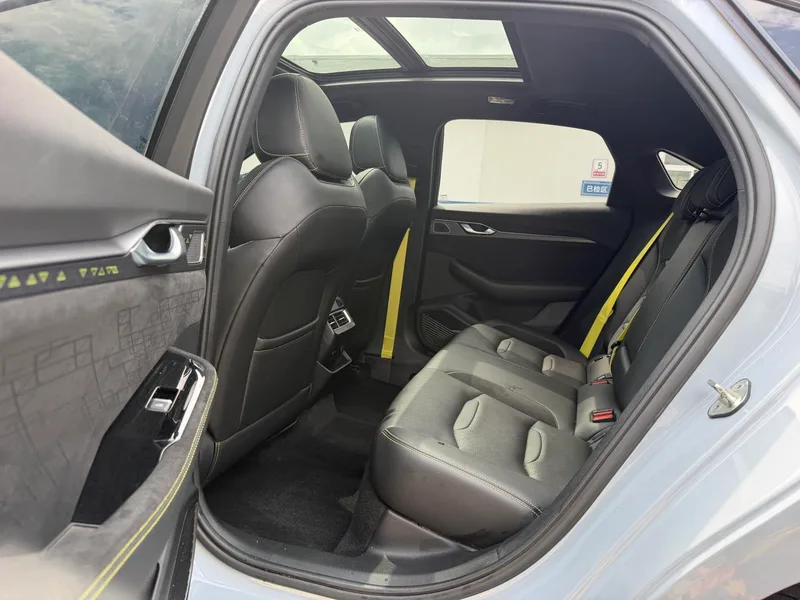 Geely Preface 2023 2.0T Edición espacio-tiempo interior foto 11 Geely Preface 2023 2.0T Edición espacio-tiempo interior foto 11