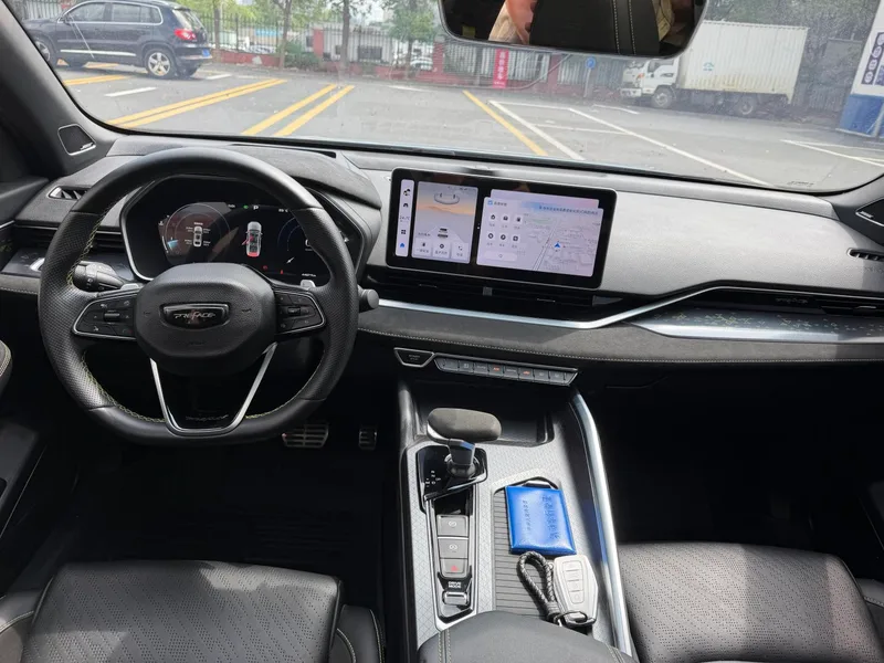 Geely Preface 2023 2.0T Edición espacio-tiempo interior foto 15 Geely Preface 2023 2.0T Edición espacio-tiempo interior foto 15
