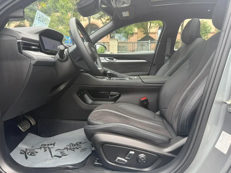Geely Preface 2026 2.0T Oriental Yao full moon version exterior photo 10
