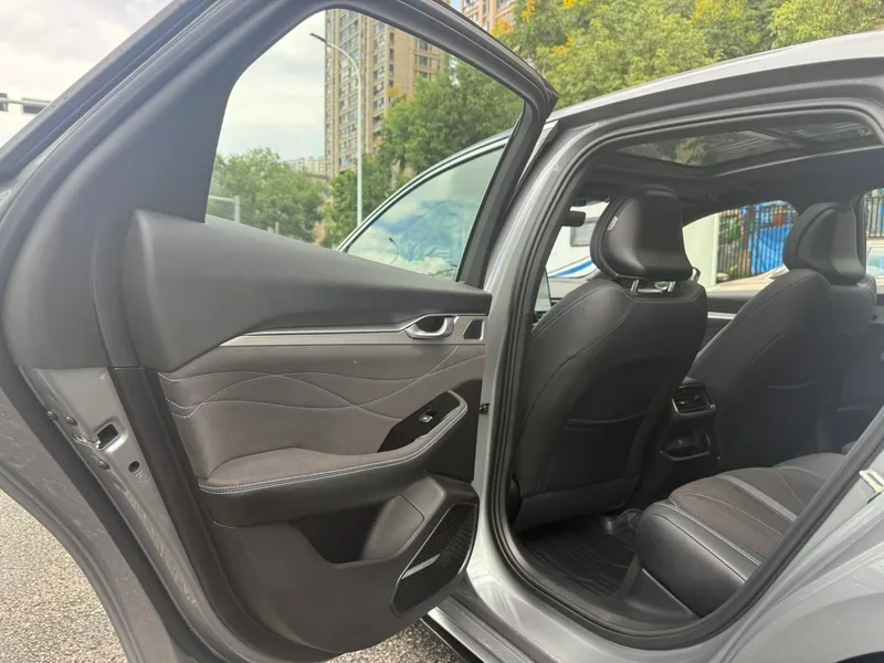 Geely Preface 2026 2.0T Oriental Yao full moon version interior photo 11