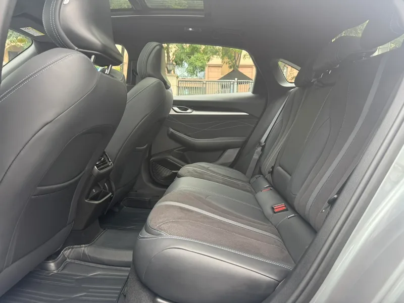 Geely Preface 2026 2.0T Oriental Yao full moon version interior photo 12