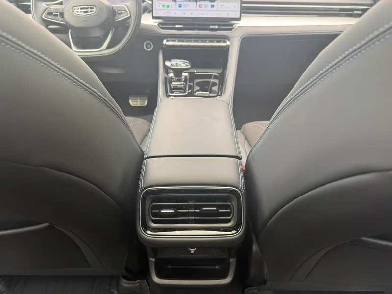 Geely Preface 2026 2.0T Oriental Yao full moon version interior photo 13