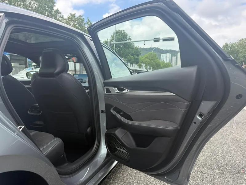 Geely Preface 2026 2.0T Oriental Yao full moon version interior photo 18