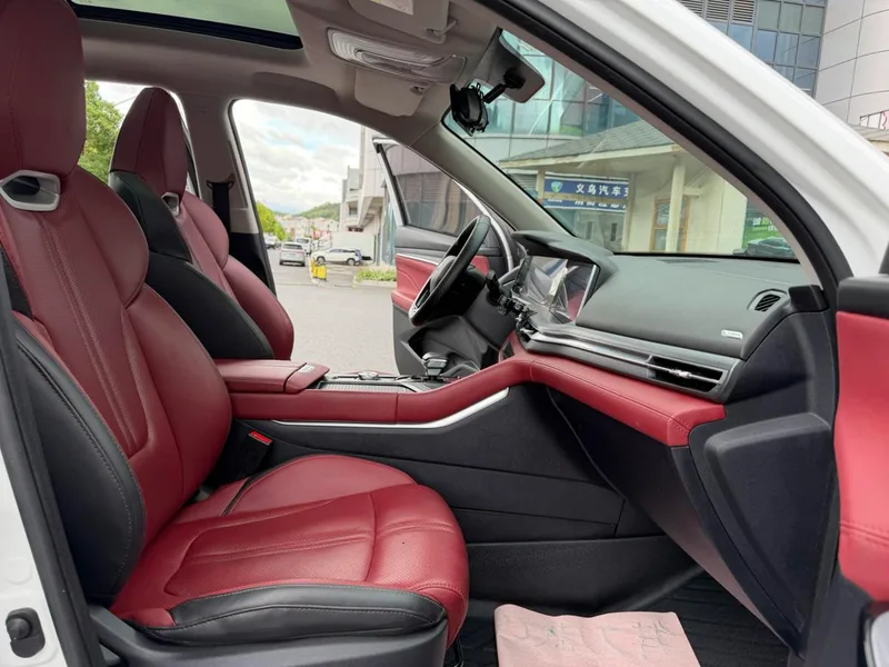 Changan CS75 PLUS 2022 1.5T Automatic Luxury Model interior photo 13 Changan CS75 PLUS 2022 1.5T Automatic Luxury Model interior photo 13