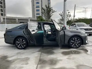 Changan Lamore 2023 1.5T GDI Tipo de lujo automático interior foto 12 Changan Lamore 2023 1.5T GDI Tipo de lujo automático interior foto 12