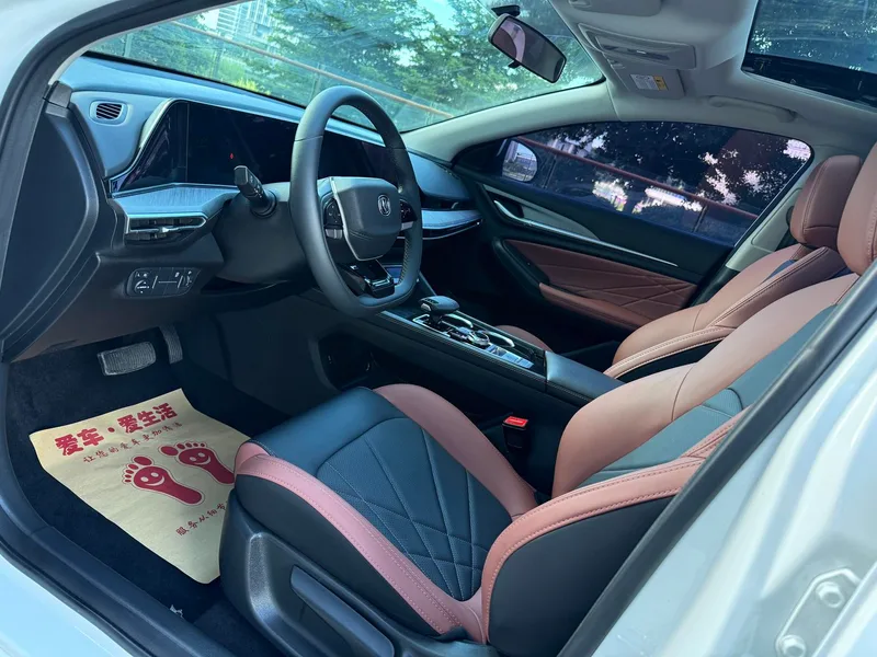 Changan Eado 2024 PLUS 1.4T DCT Versión de alta energía interior foto 7