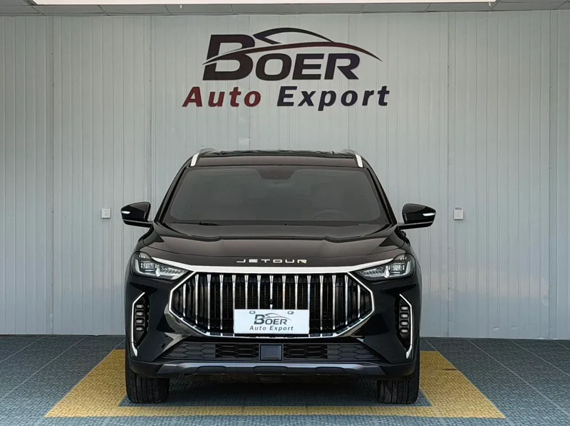 Jetour X70 PLUS 2023 1.5T DCT Brave person PLUS 5 seat exterior photo 2 Jetour X70 PLUS 2023 1.5T DCT Brave person PLUS 5 seat exterior photo 2
