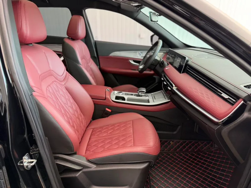 Jetour X70 PLUS 2023 1.5T DCT Brave person PLUS 5 seat interior photo 18 Jetour X70 PLUS 2023 1.5T DCT Brave person PLUS 5 seat interior photo 18
