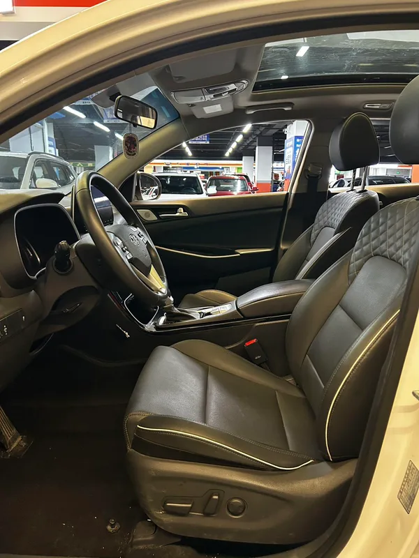 Hyundai Tucson 2019 280TGDi Dual-clutch two-drive fashion version Country VI exterior photo 5 Hyundai Tucson 2019 280TGDi Dual-clutch two-drive fashion version Country VI exterior photo 5