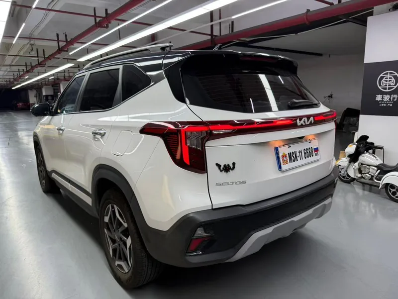 Kia Seltos 2023 1.5L IVT Premium Edition exterior photo 4 Kia Seltos 2023 1.5L IVT Premium Edition exterior photo 4