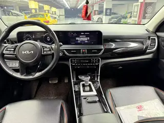 Kia Seltos 2023 1.5L IVT Premium Edition interior photo 7 Kia Seltos 2023 1.5L IVT Premium Edition interior photo 7