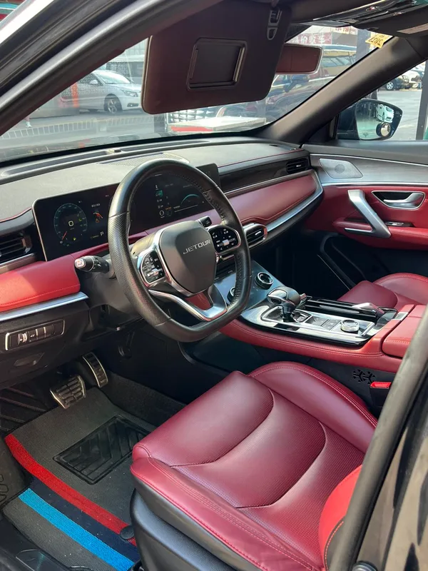 Jetour X70 PLUS 2021 1.6T DCT Tierra 5 Asiento interior foto 7 Jetour X70 PLUS 2021 1.6T DCT Tierra 5 Asiento interior foto 7