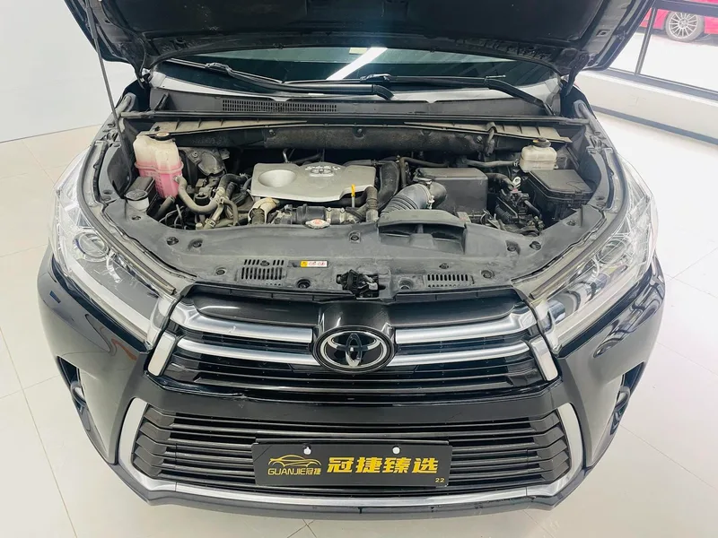 Toyota Highlander 2018 2.0T Four-wheel drive Premium Edition 7 seat Country VI exterior photo 2 Toyota Highlander 2018 2.0T Four-wheel drive Premium Edition 7 seat Country VI exterior photo 2
