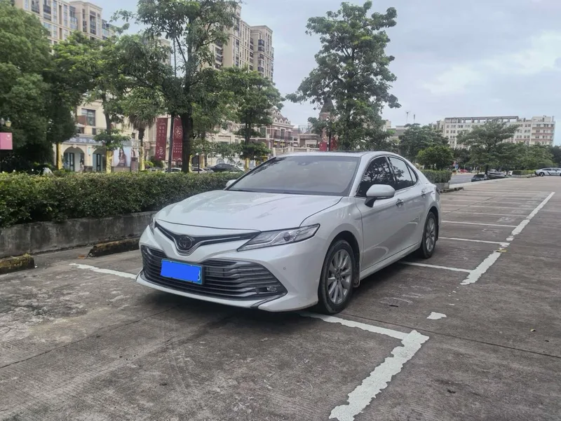 Toyota Camry 2019 2.0G Edición de lujo País VI exterior foto 1 Toyota Camry 2019 2.0G Edición de lujo País VI exterior foto 1