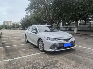 Toyota Camry 2019 2.0G Edición de lujo País VI exterior foto 3 Toyota Camry 2019 2.0G Edición de lujo País VI exterior foto 3