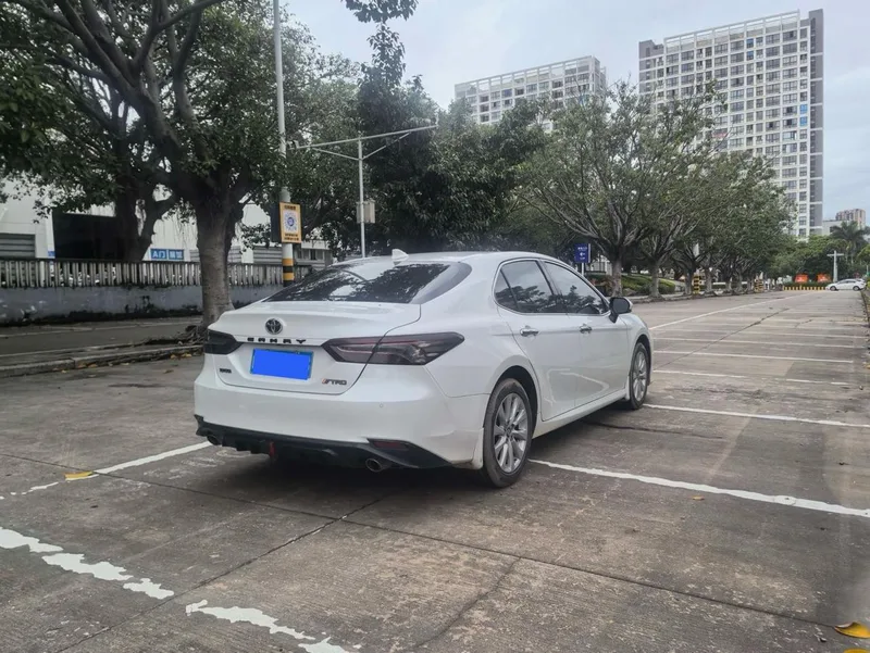 Toyota Camry 2019 2.0G Edición de lujo País VI exterior foto 4 Toyota Camry 2019 2.0G Edición de lujo País VI exterior foto 4