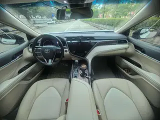 Toyota Camry 2019 2.0G Edición de lujo País VI interior foto 8 Toyota Camry 2019 2.0G Edición de lujo País VI interior foto 8