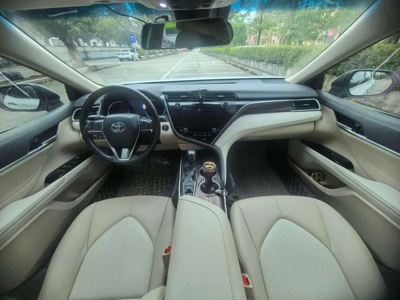 Toyota Camry 2019 2.0G Edición de lujo País VI interior foto 8 Toyota Camry 2019 2.0G Edición de lujo País VI interior foto 8