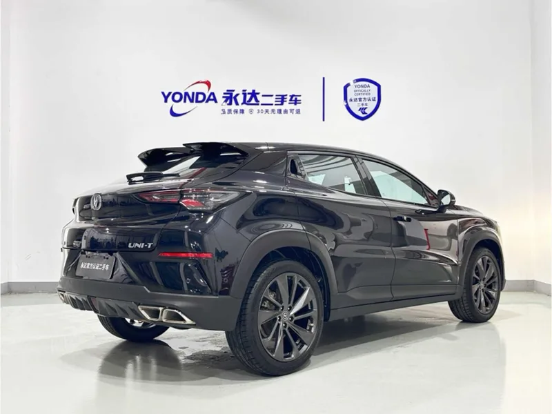 Changan UNI-T 2020 1.5T Modelo insignia exterior foto 6
