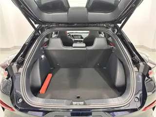 Changan UNI-T 2020 1.5T Modelo insignia interior foto 14