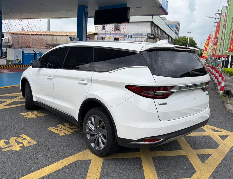 Geely Jiaji 2021 1.8TD DCT De lujo interior foto 7 Geely Jiaji 2021 1.8TD DCT De lujo interior foto 7
