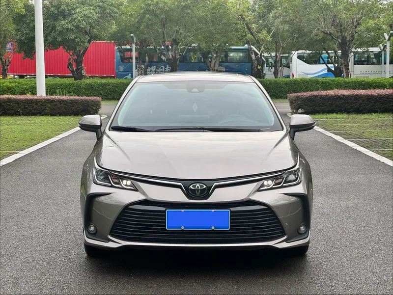 Toyota Corolla 2021 1.2T S-CVT Edición de lujo exterior foto 2 Toyota Corolla 2021 1.2T S-CVT Edición de lujo exterior foto 2