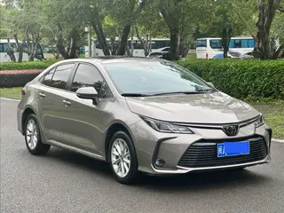 Toyota Corolla 2021 1.2T S-CVT Edición de lujo exterior foto 3 Toyota Corolla 2021 1.2T S-CVT Edición de lujo exterior foto 3