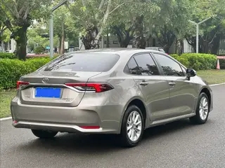Toyota Corolla 2021 1.2T S-CVT Edición de lujo interior foto 7 Toyota Corolla 2021 1.2T S-CVT Edición de lujo interior foto 7