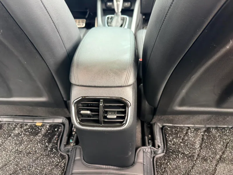 Hyundai Lafesta 2019 280TGDi Edición Smart Speed País VI interior foto 16
