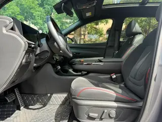 Hyundai Tucson 2025 Tucson L 1.5T GLX Versión de élite N-Line interior foto 12