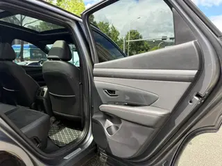 Hyundai Tucson 2025 Tucson L 1.5T GLX Versión de élite N-Line interior foto 17