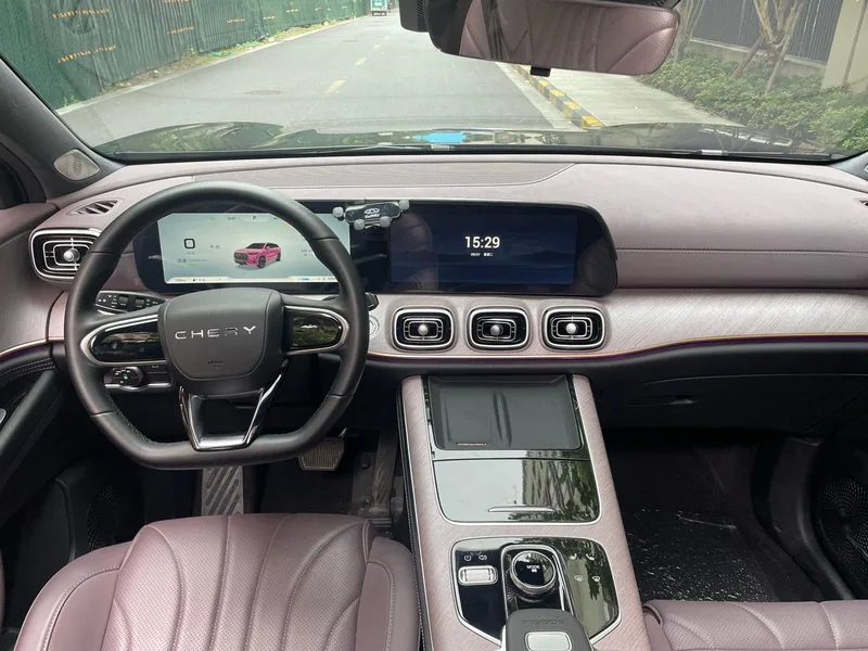 Chery Tiggo 9 2024 2.0T AT Two-wheel drive super comfortable exclusive edition interior photo 15